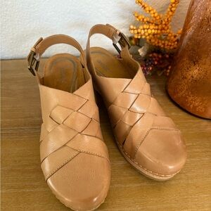 Aetrex Tan Leather Mules